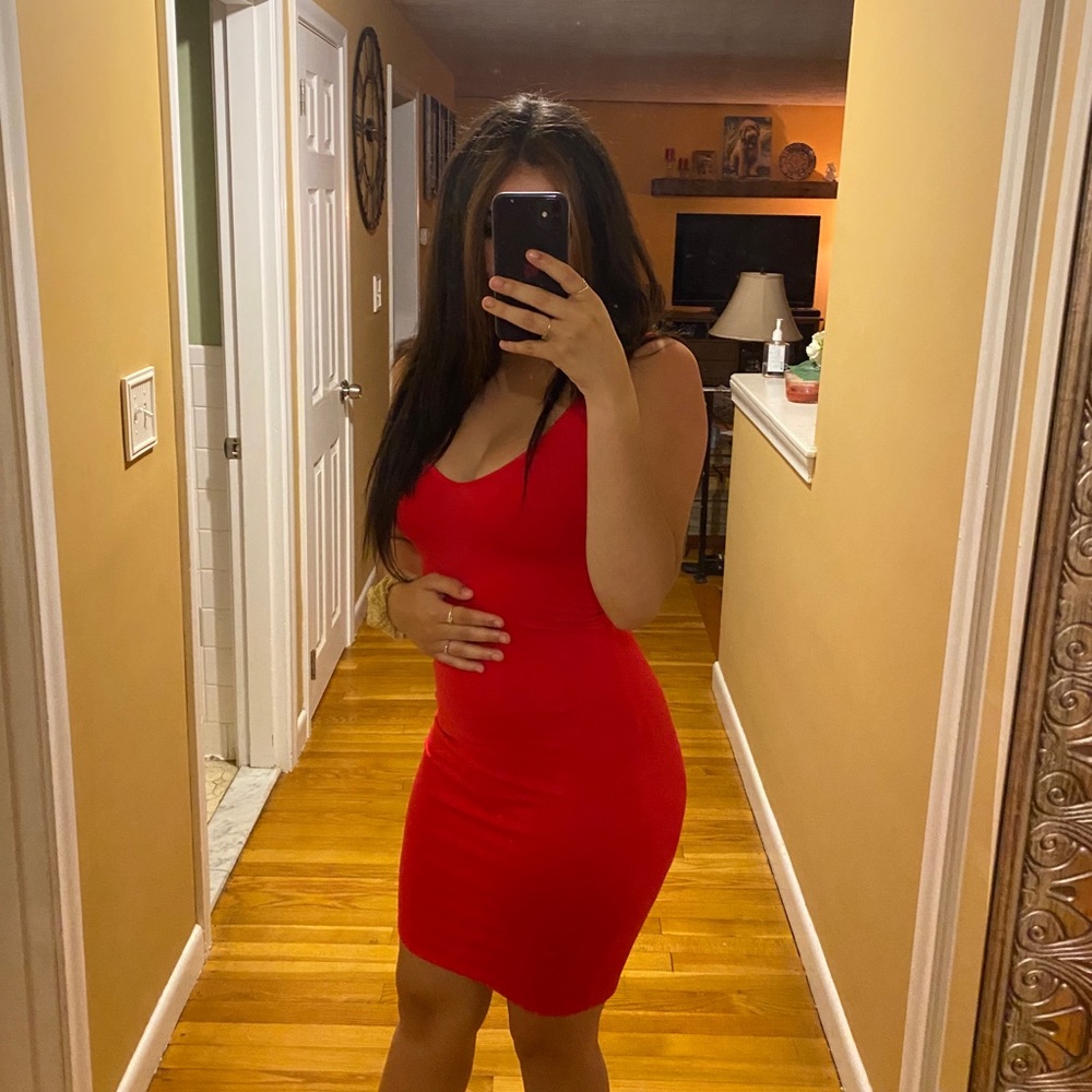 red body con dress